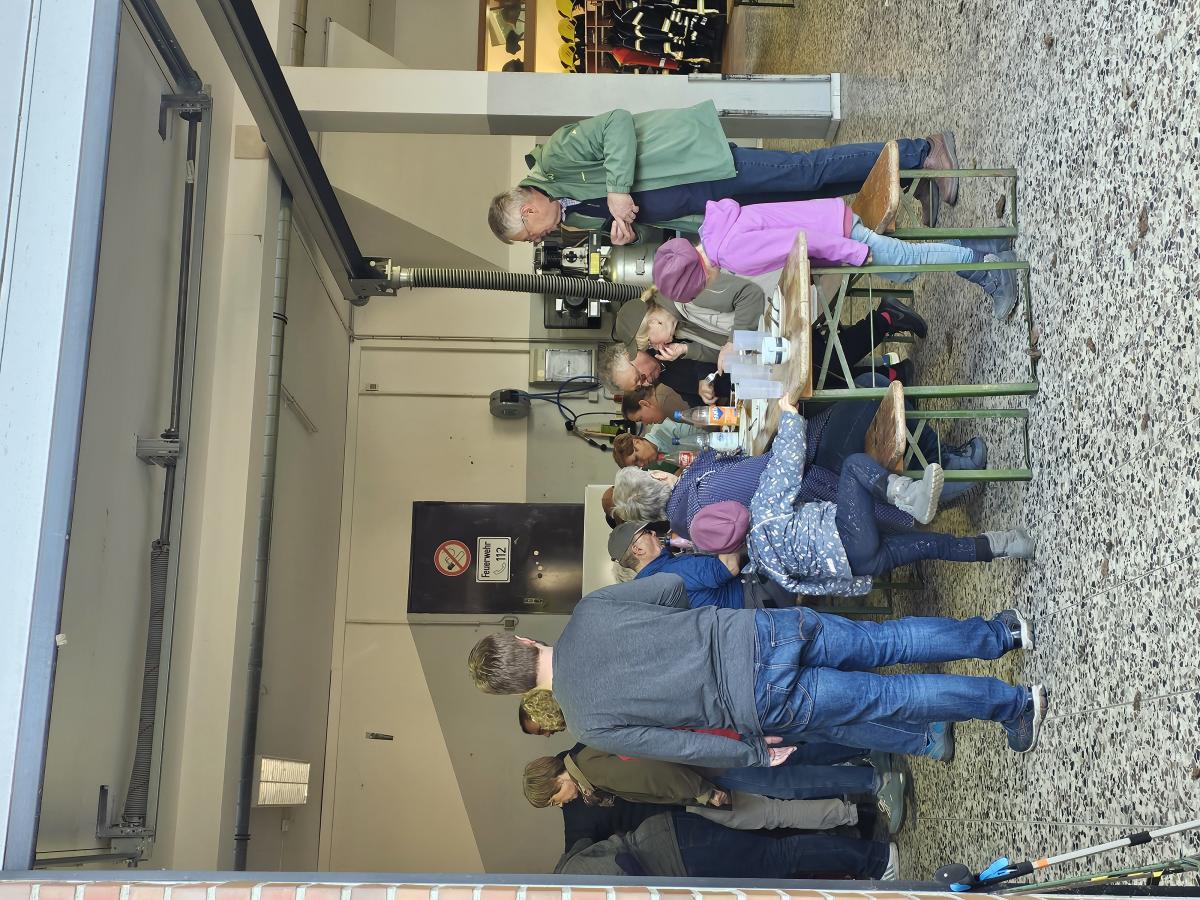 Nach der Arbeit wird gemeinsam gegessen.